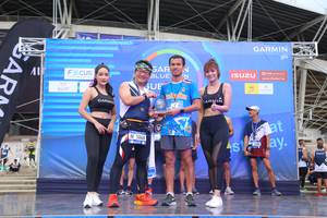 BIB: 5868
                            <button type="button" onclick="openModal(4725836)" class="btn btn-primary btn-sm float-right btn-popup" data-toggle="modal" data-target=".modal-high-quality">
                        <i class="fas fa-shopping-cart"></i> Add to Cart
                    </button>
                                            <button type="button" onclick="isThisMe(4725836, true)" class="btn btn-success btn-sm float-right btn-popup btn-isme hidden" data-toggle="tooltip" data-placement="bottom" title="นี่คือรูปของคุณใช่ไหม คลิกที่นี่เพื่อเอาเข้าอัลบั้ม">
                        <i class="fas fa-plus"></i> Add to album
                    </button>
                    <button type="button" onclick="isThisMe(4725836, false)" class="btn btn-warning btn-sm float-right btn-popup btn-isnotme hidden">
                        <i class="fas fa-ban"></i> Remove from album
                    </button>